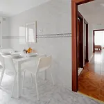 165a Apto Moderno 2 By R2r Consulting Gijón
